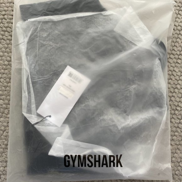 Whitney Simmons x Gymshark Black Sports Bra 2.0 - Picture 4 of 6